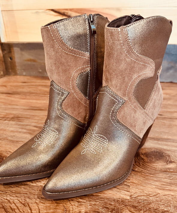 Good Lookin’ Boots