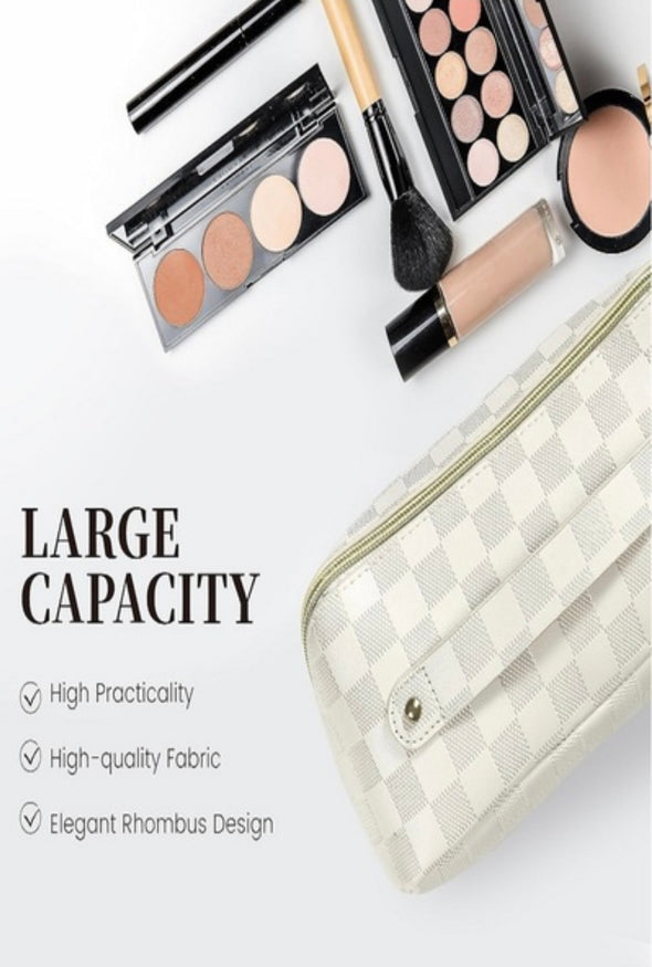 Marissa Make-Up Bag in Multi