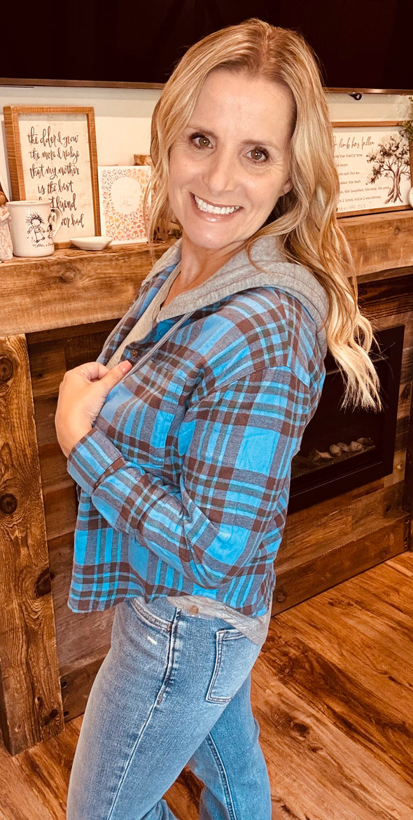 Hayden Hoodie Flannel in Multi