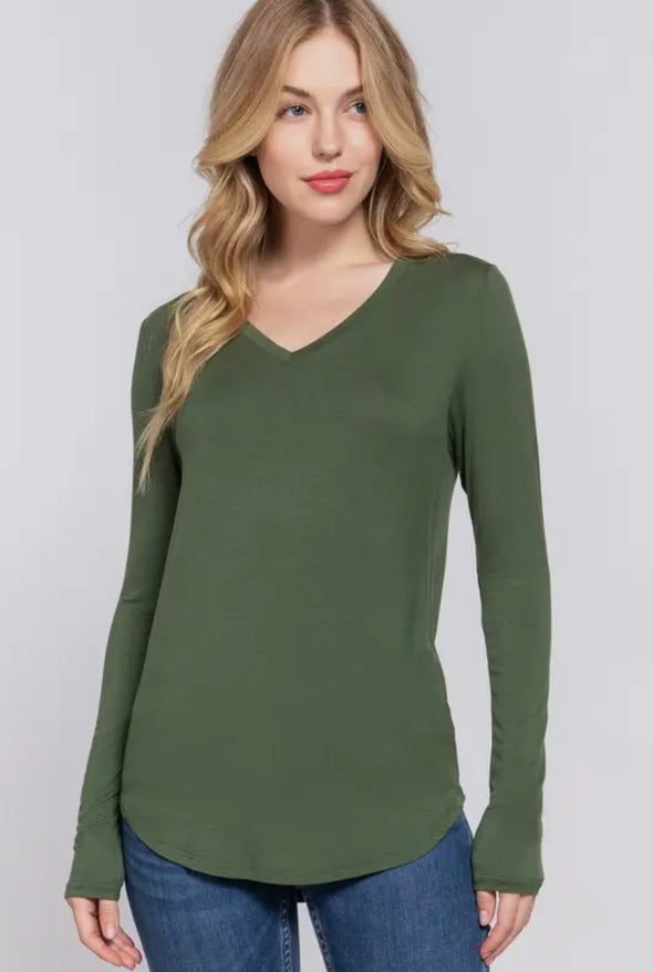 Vintage V-Neck in Multi