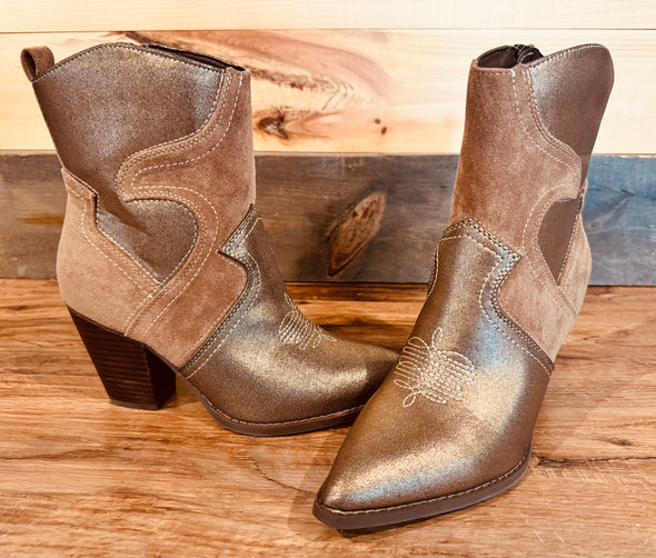 Good Lookin’ Boots