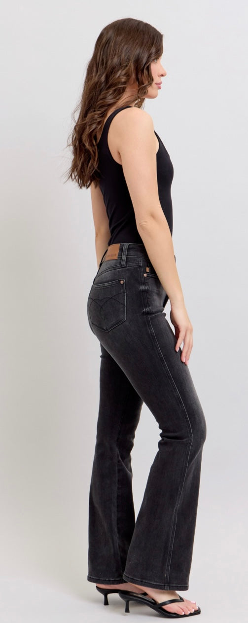 Right on Point TUMMY CONTROL Jeans by JB