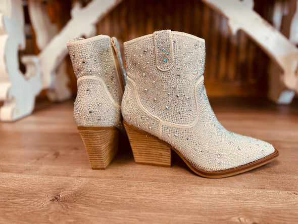 Dazzling Darling Boots 💎