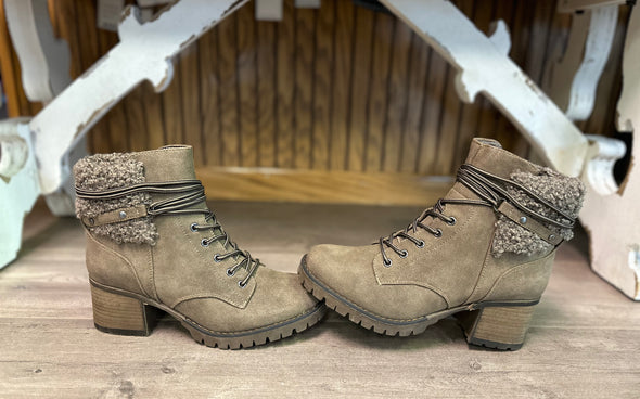 Very G Olivia Boots in Taupe